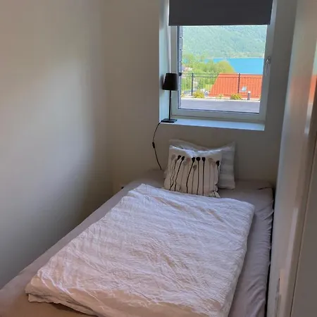 Havn I Etne With Fjordview Etnesjoen