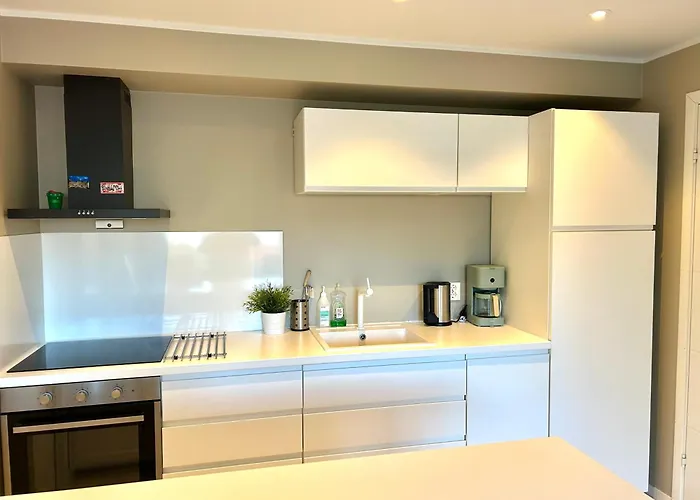 Havn I Etne With Fjordview