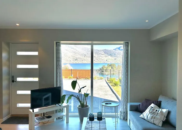 Havn I Etne With Fjordview Etnesjoen